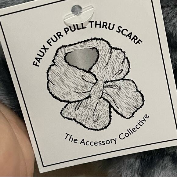 The Accessory Collective Faux Fur Pull Through Scarf NWT - Picture 3 of 5